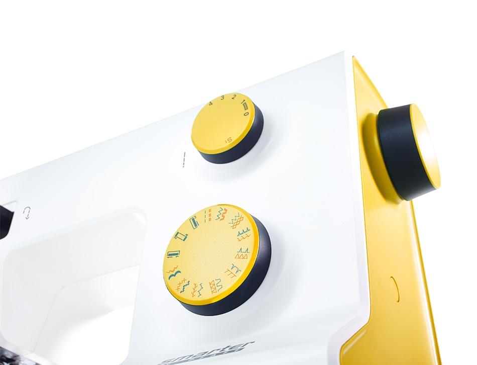 SMARTER BY PFAFF 130S