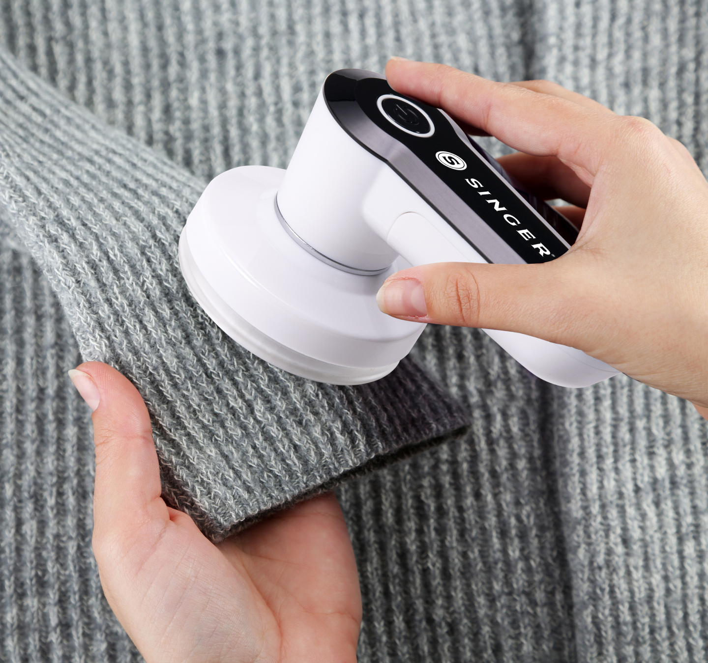 Mechanical Lint Remover | Revive Your Clothes & Make Them Look Brand New