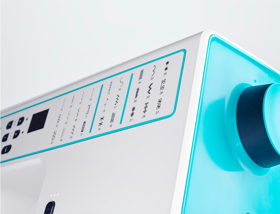 SMARTER BY PFAFF 260C